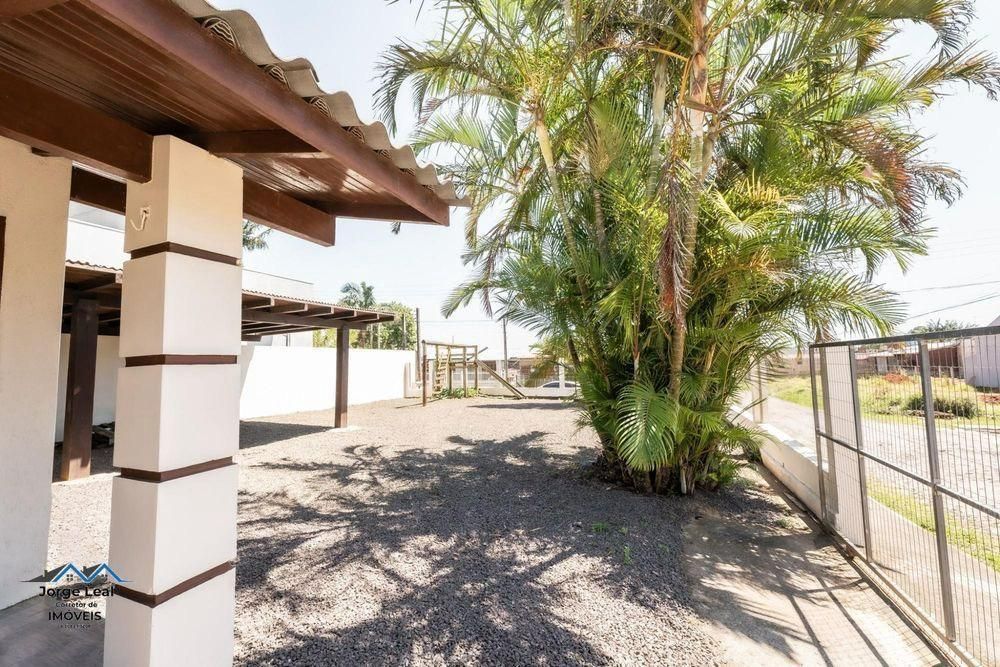Casa para venda no bairro Vila São João em Torres