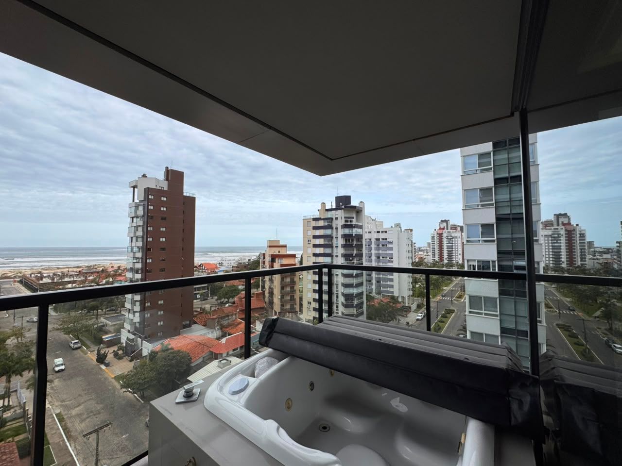 Apartamento para venda no bairro Centro em Torres