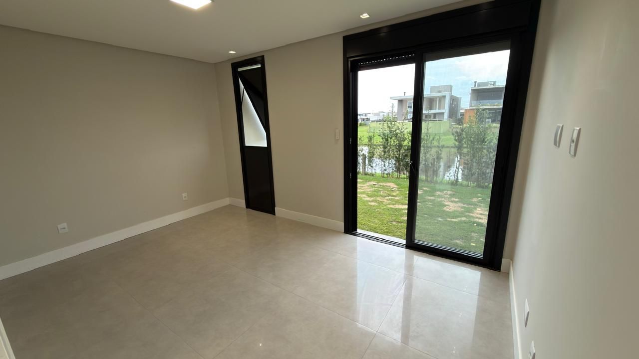 Casa de Condomínio para venda no bairro Centenário em Torres