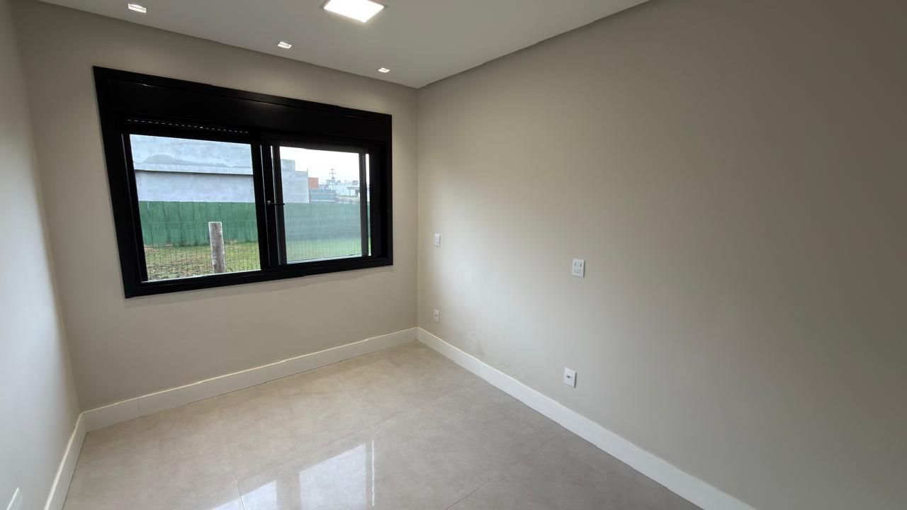 Casa de Condomínio para venda no bairro Centenário em Torres