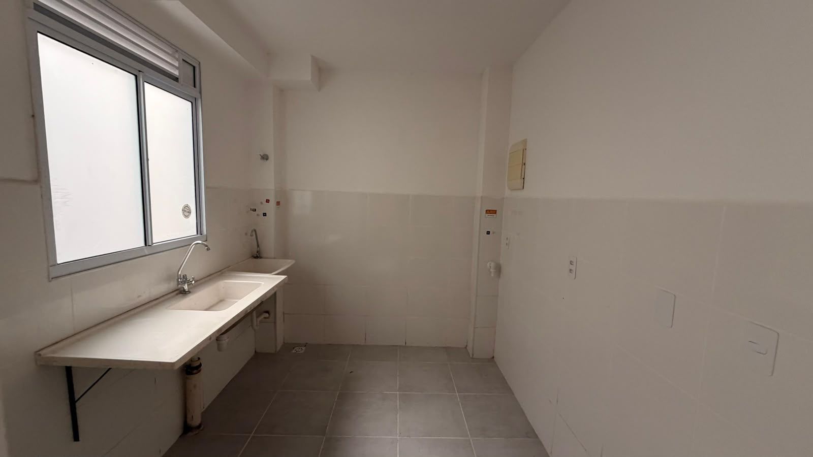 Apartamento para venda no bairro Restinga em Porto Alegre