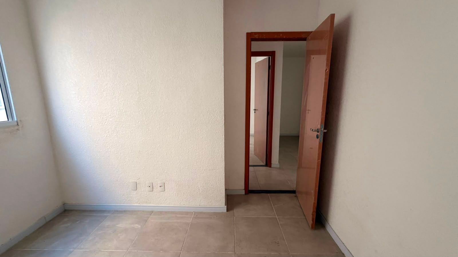 Apartamento para venda no bairro Restinga em Porto Alegre