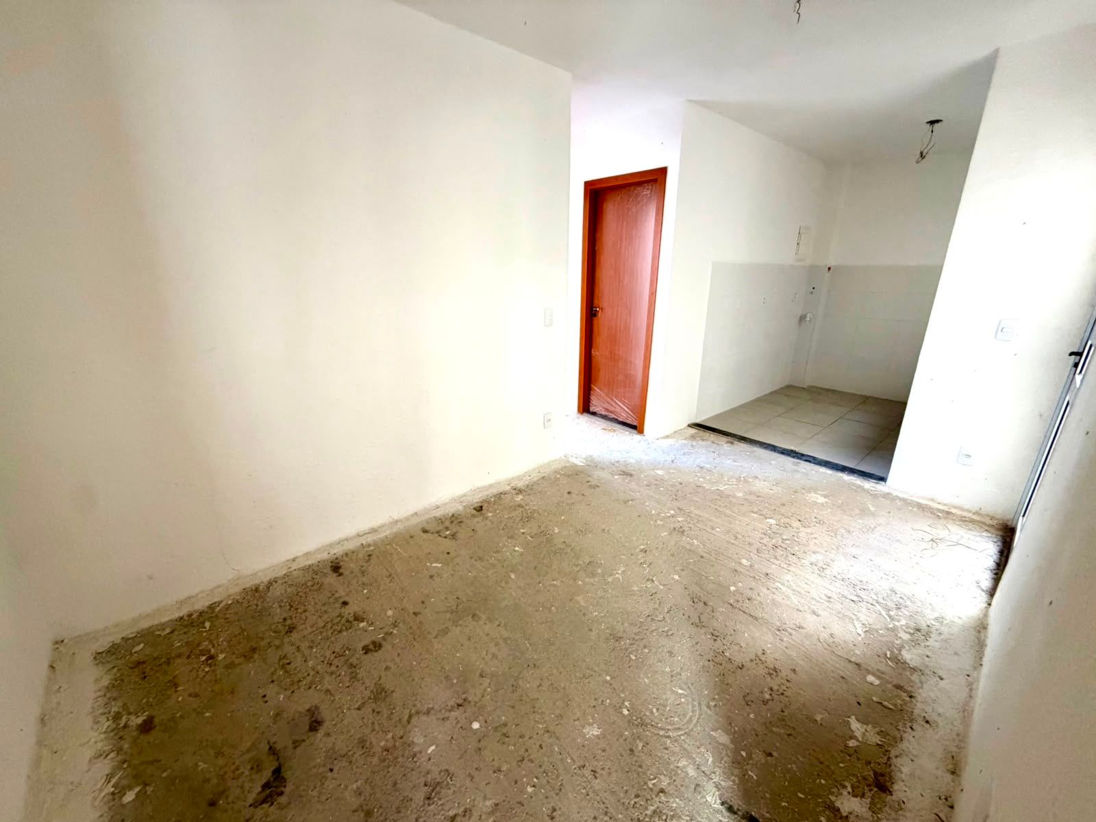 Apartamento para venda no bairro Restinga em Porto Alegre