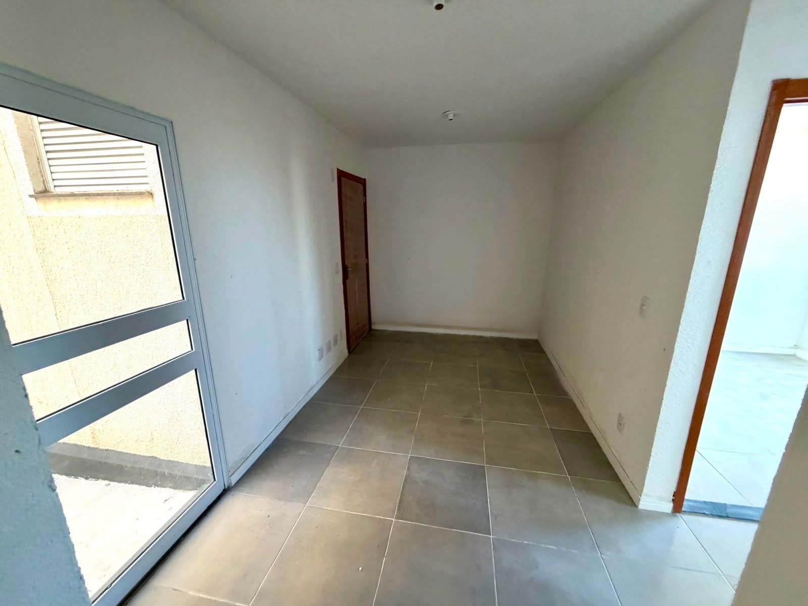 Apartamento para venda no bairro Restinga em Porto Alegre
