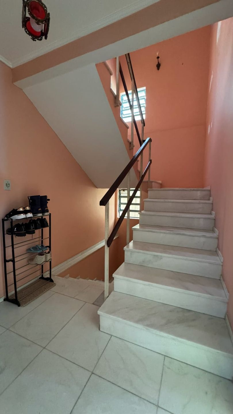 Casa para venda no bairro Petrópolis em Porto Alegre