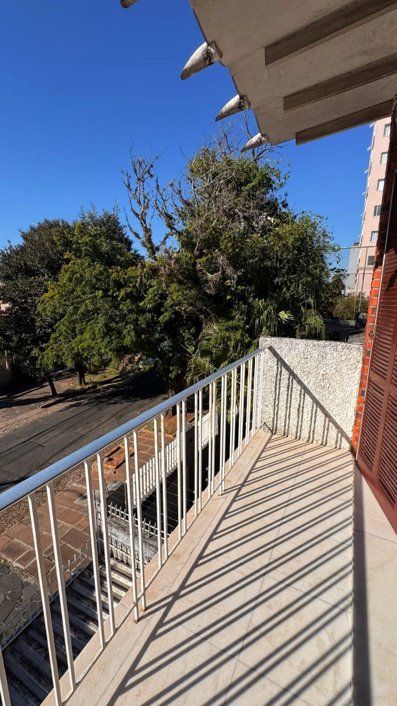 Casa para venda no bairro Petrópolis em Porto Alegre