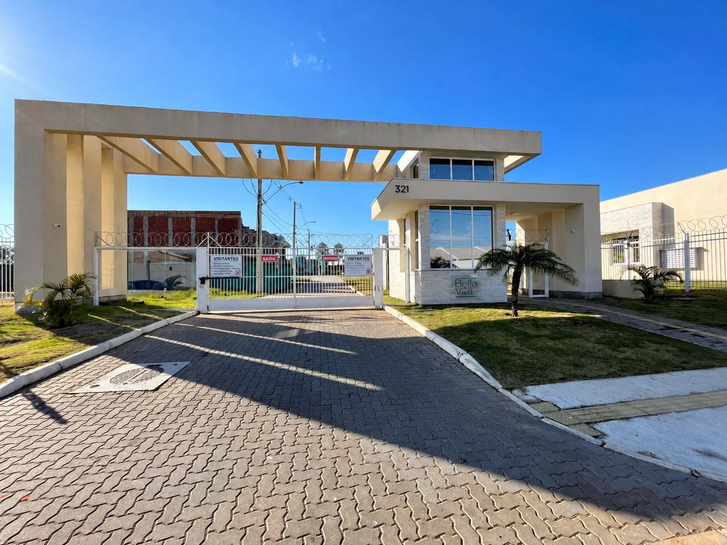 Lote para venda no bairro  em Cachoeirinha