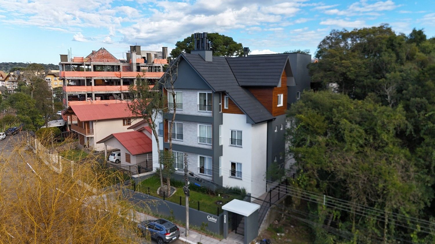Apartamento para venda no bairro Carniel em Gramado
