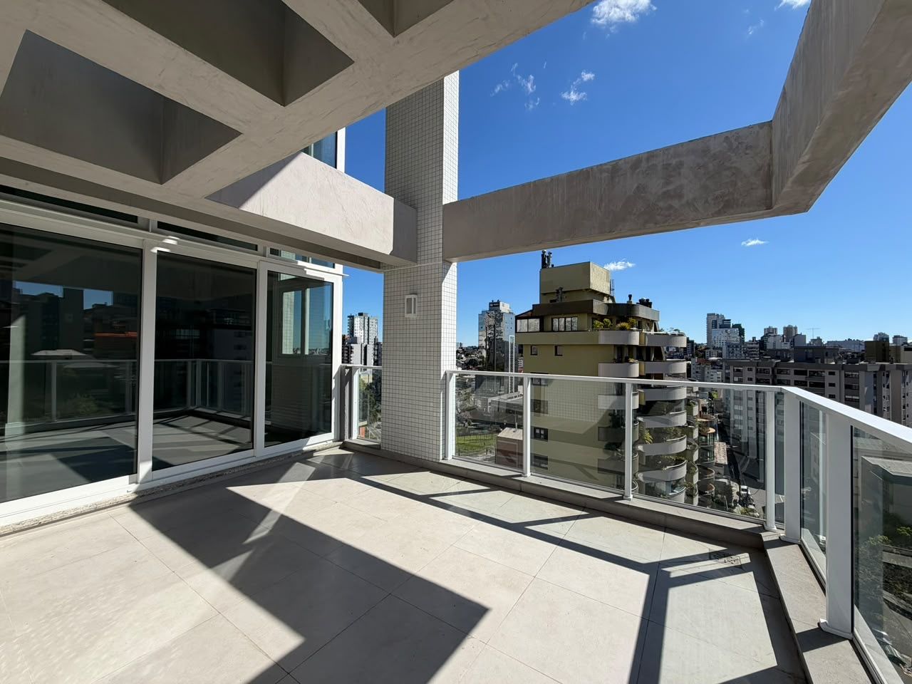 Apartamento para venda no bairro Exposição em Caxias do Sul