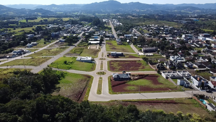 Terreno à venda, 352m² - Foto 1