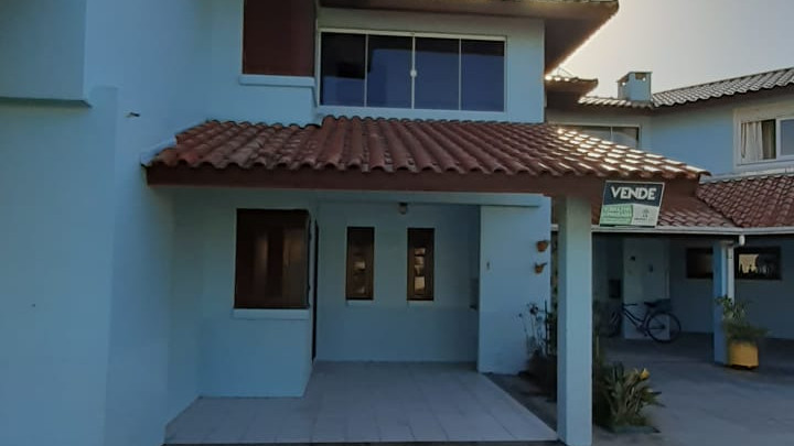 Sobrado Duplex 2 quartos para venda no bairro Curumim em Capão da Canoa