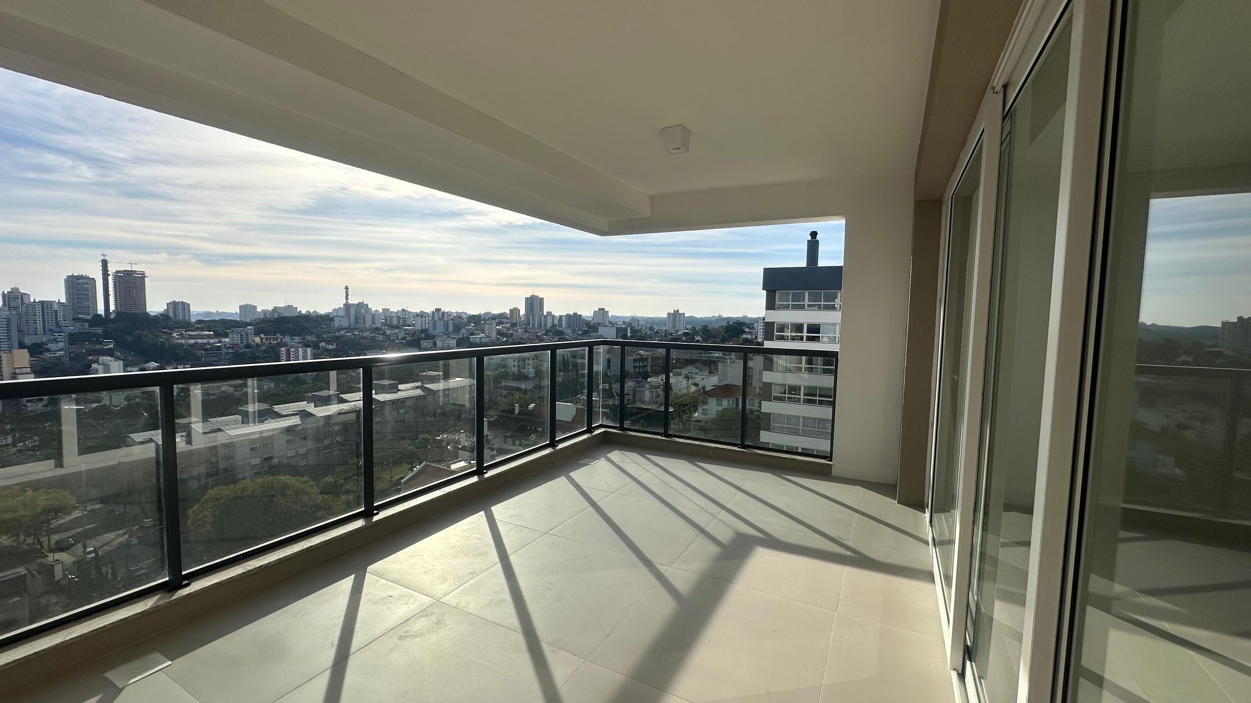 Apartamento 3 quartos sendo 1 suíte para venda no bairro Petrópolis em Caxias do Sul