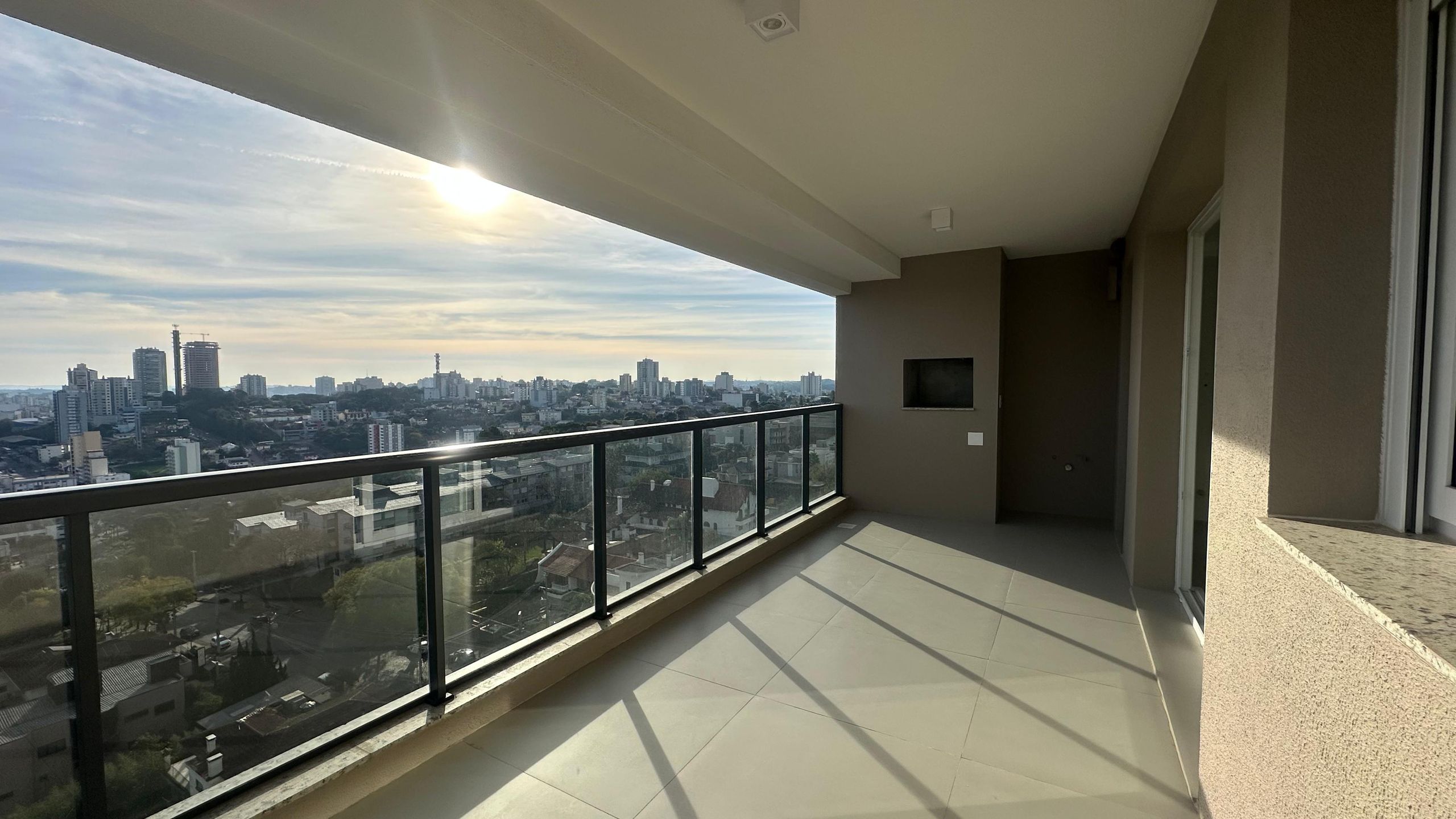 Apartamento 3 quartos sendo 1 suíte para venda no bairro Petrópolis em Caxias do Sul