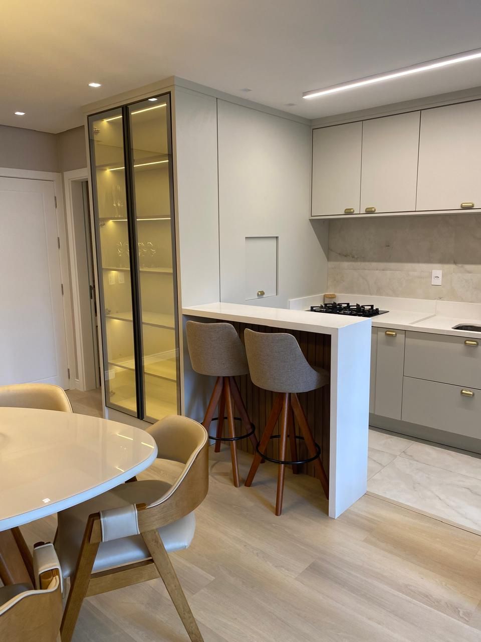 Apartamento para venda no bairro Planalto em Gramado