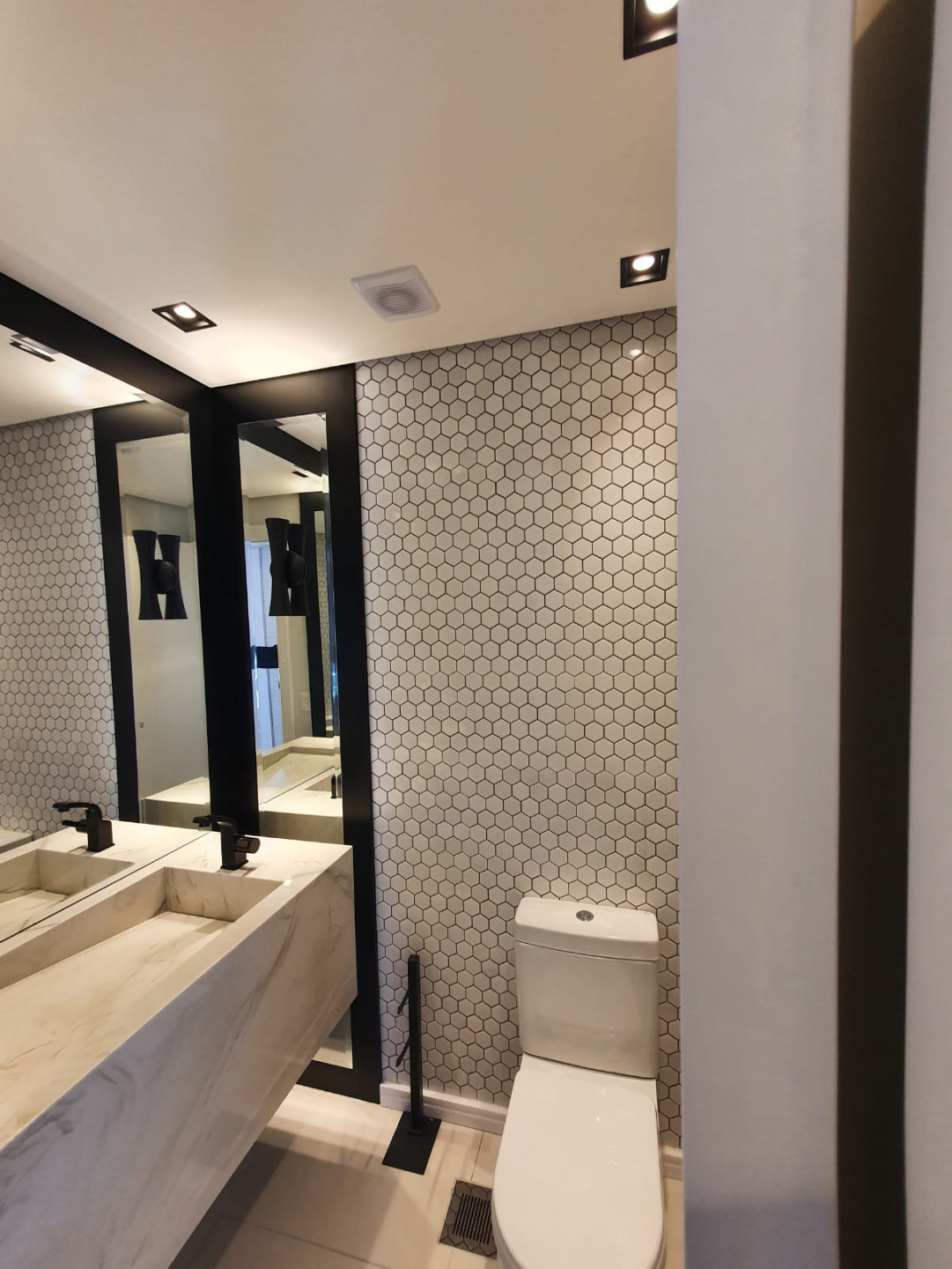 Apartamento para venda no bairro Panazzolo em Caxias do Sul