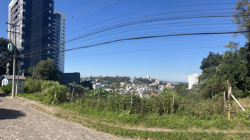 Lote para venda no bairro Panazzolo em Caxias do Sul