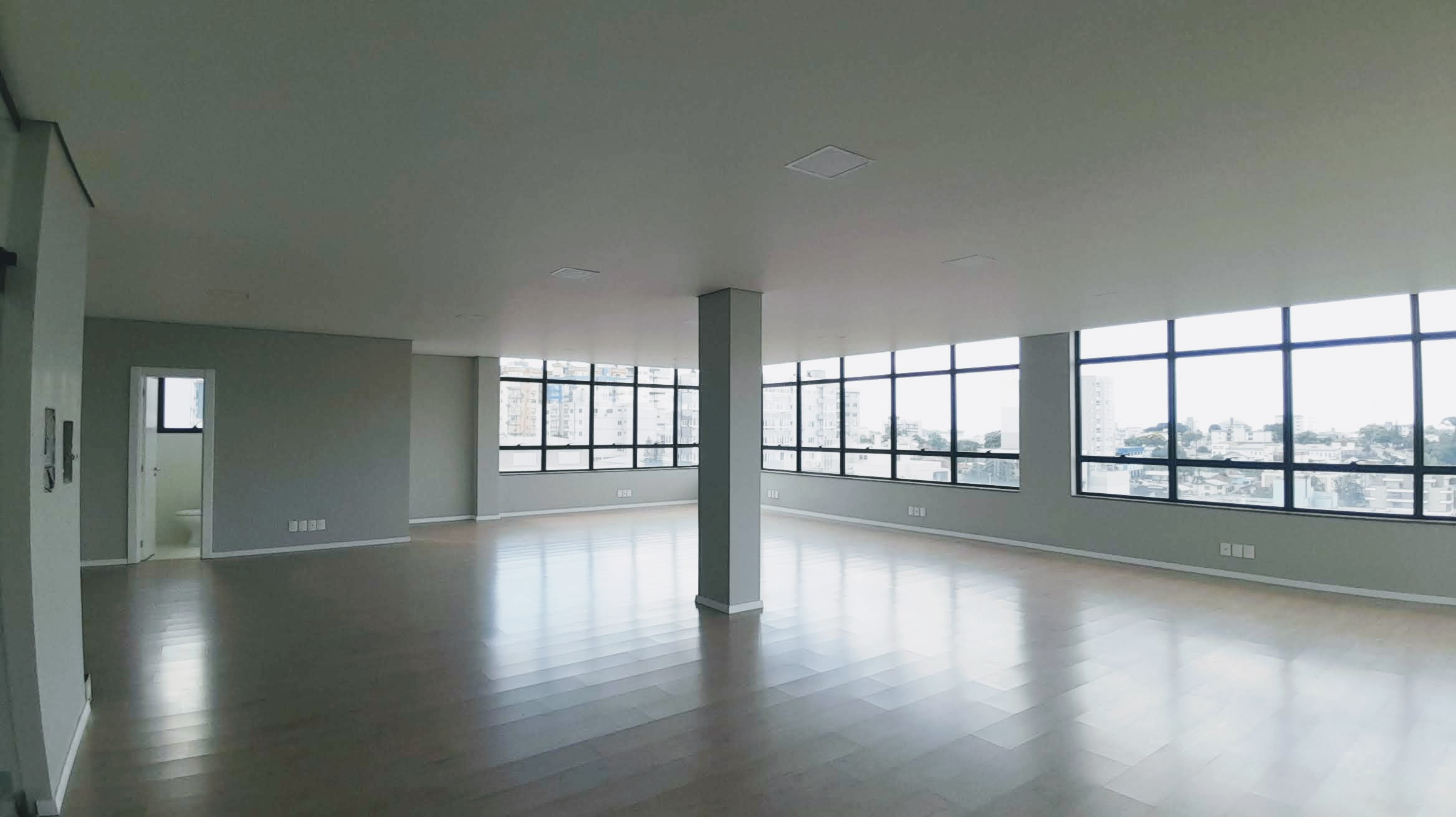 Sala Comercial Aérea para venda no bairro Centro em Farroupilha