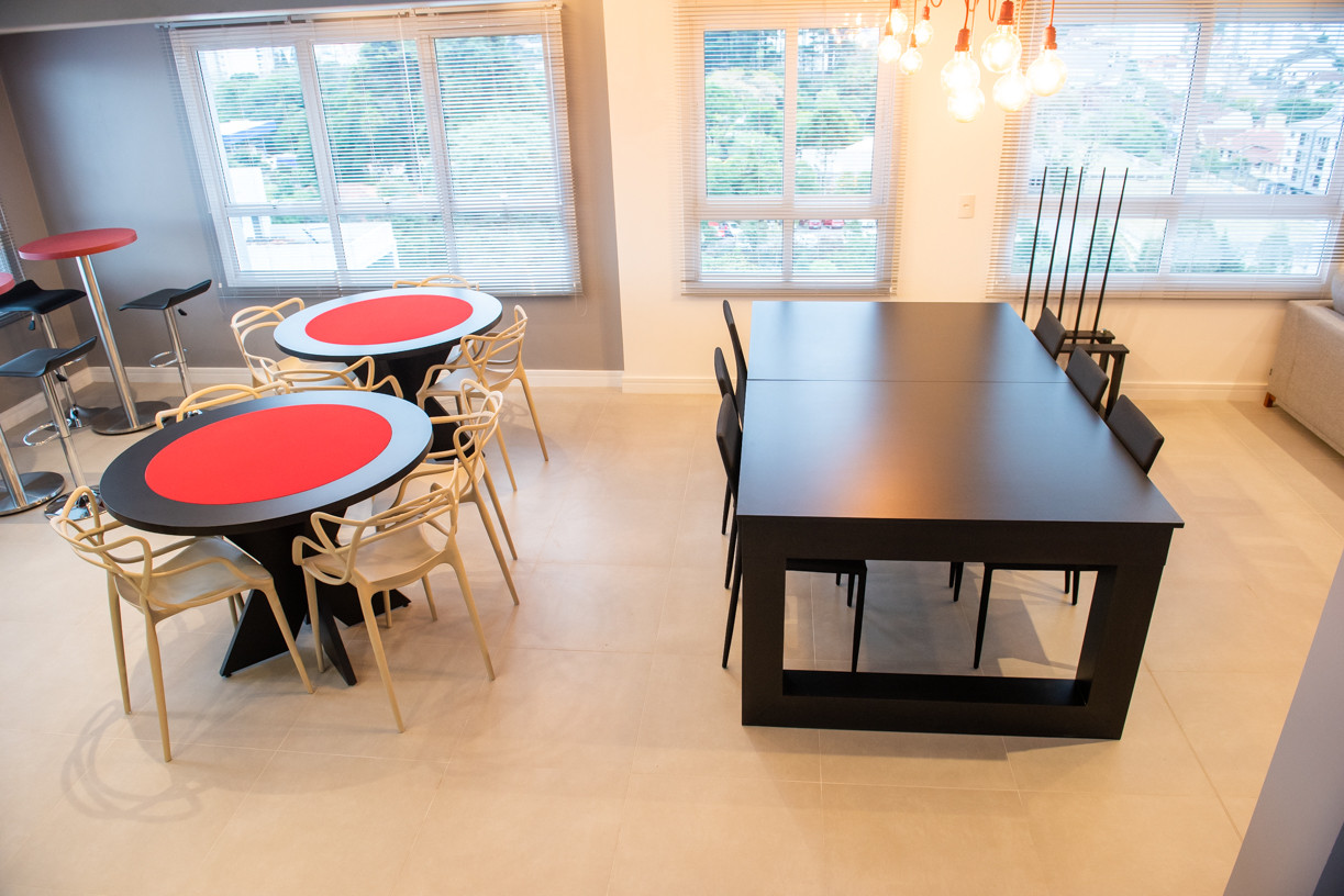 Apartamento 1 quarto para venda no bairro Centro em Caxias do Sul