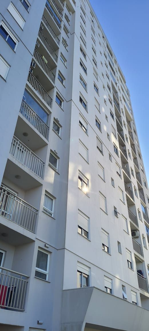 Apartamento para venda no bairro Lazzer em Caxias do Sul