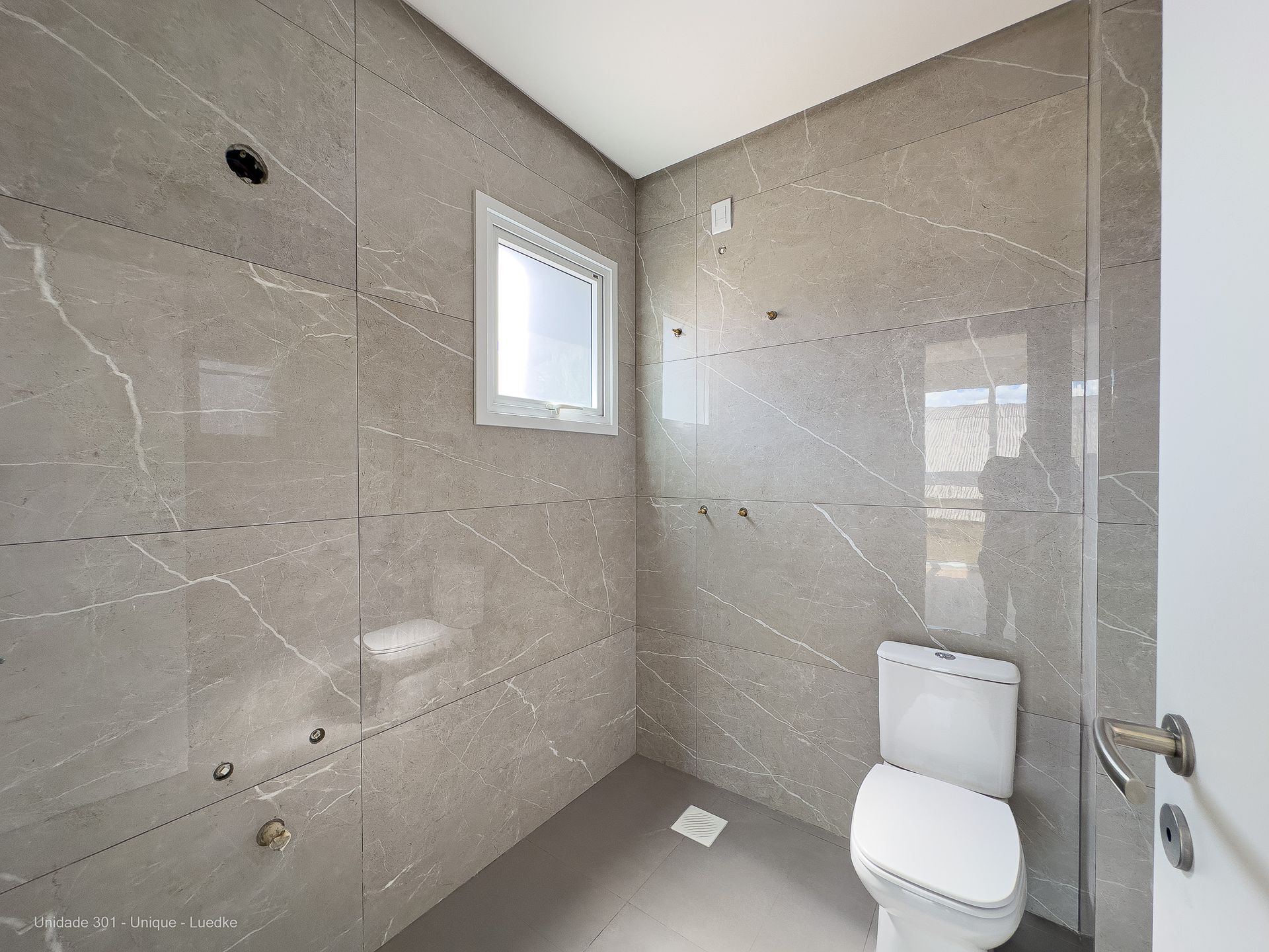 Apartamento 2 quartos sendo 2 suítes para venda no bairro Floresta em Gramado