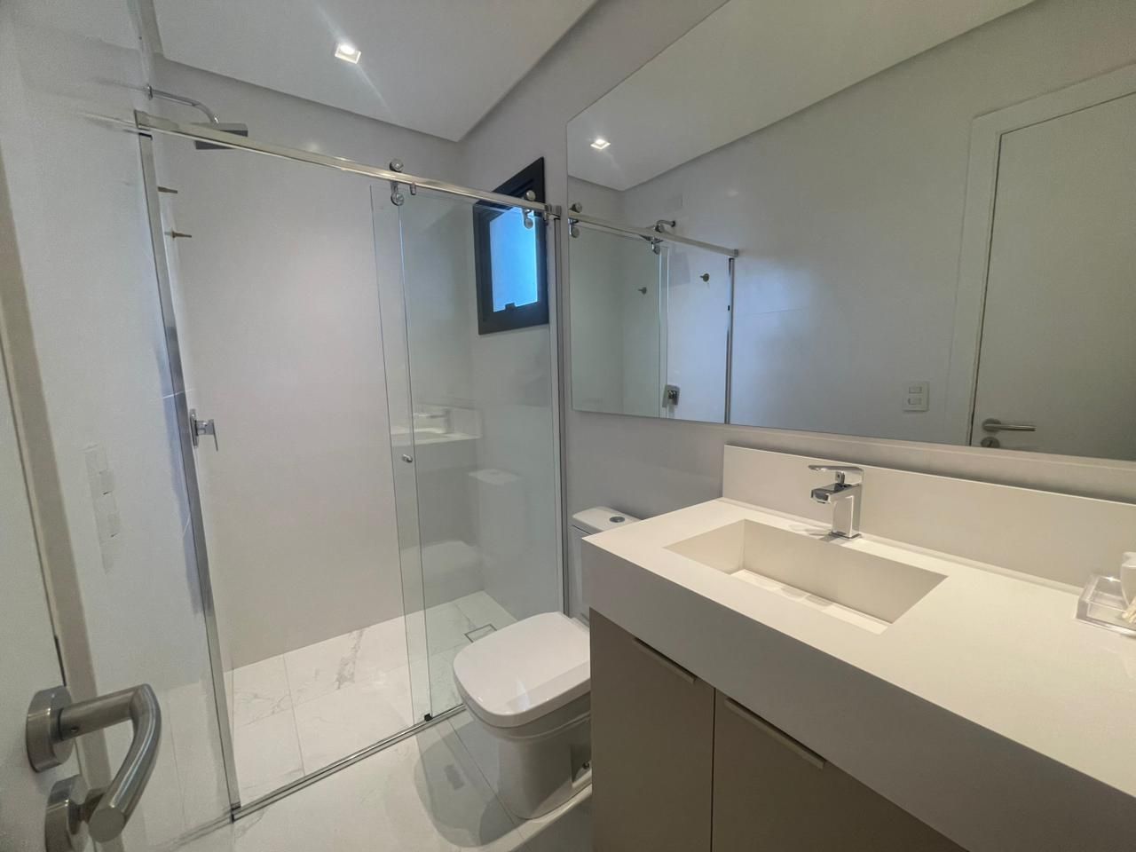 Apartamento 3 quartos sendo 1 suíte para venda no bairro Centro em Torres