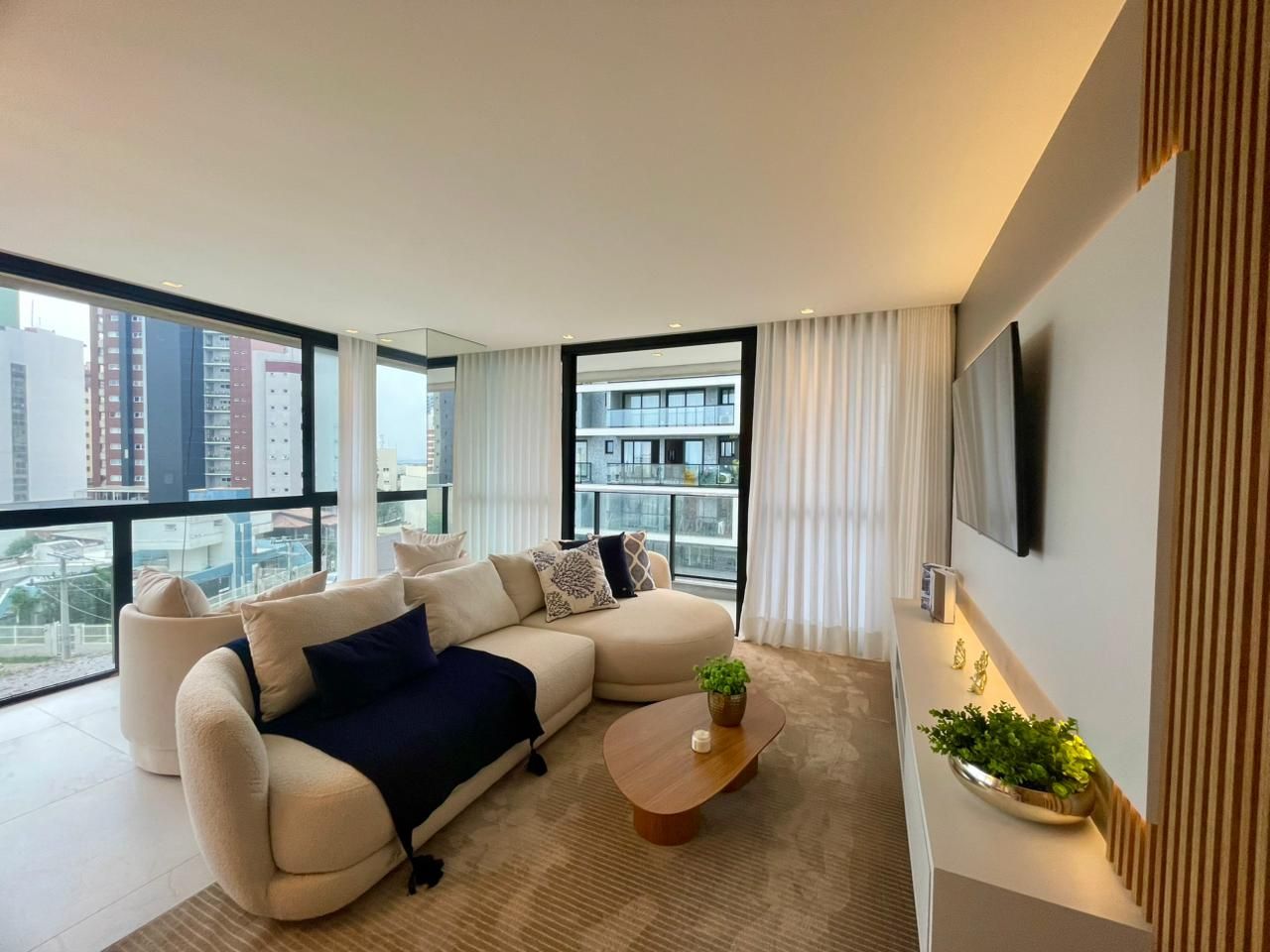 Apartamento 3 quartos sendo 1 suíte para venda no bairro Centro em Torres