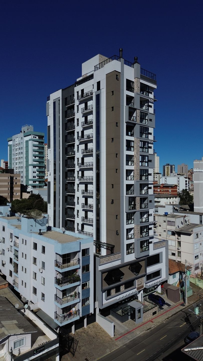 Apartamento 2 quartos sendo 2 suítes para venda no bairro Centro  em Passo Fundo