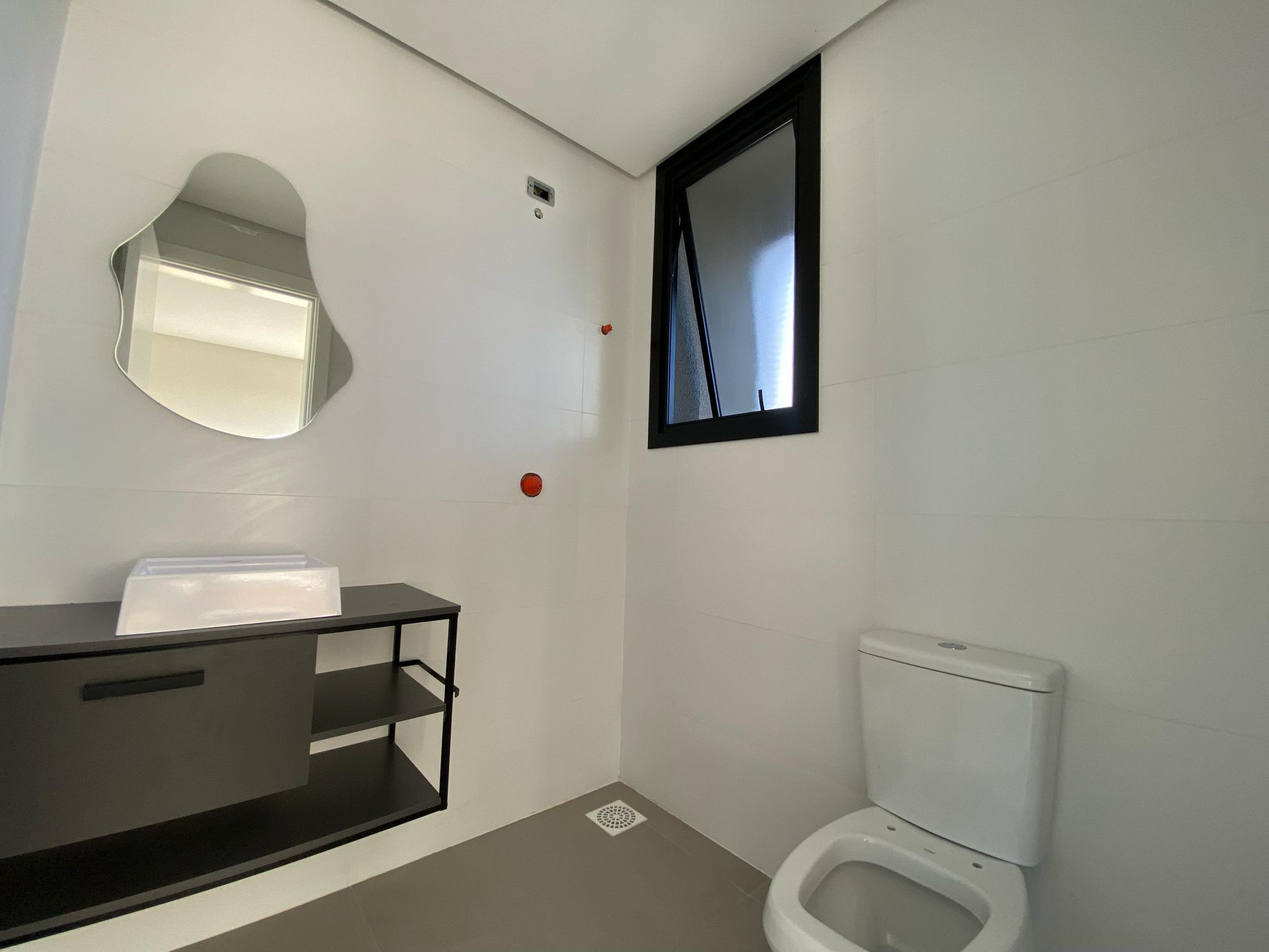 Apartamento 2 quartos sendo 1 suíte para venda no bairro Praia da Cal em Torres