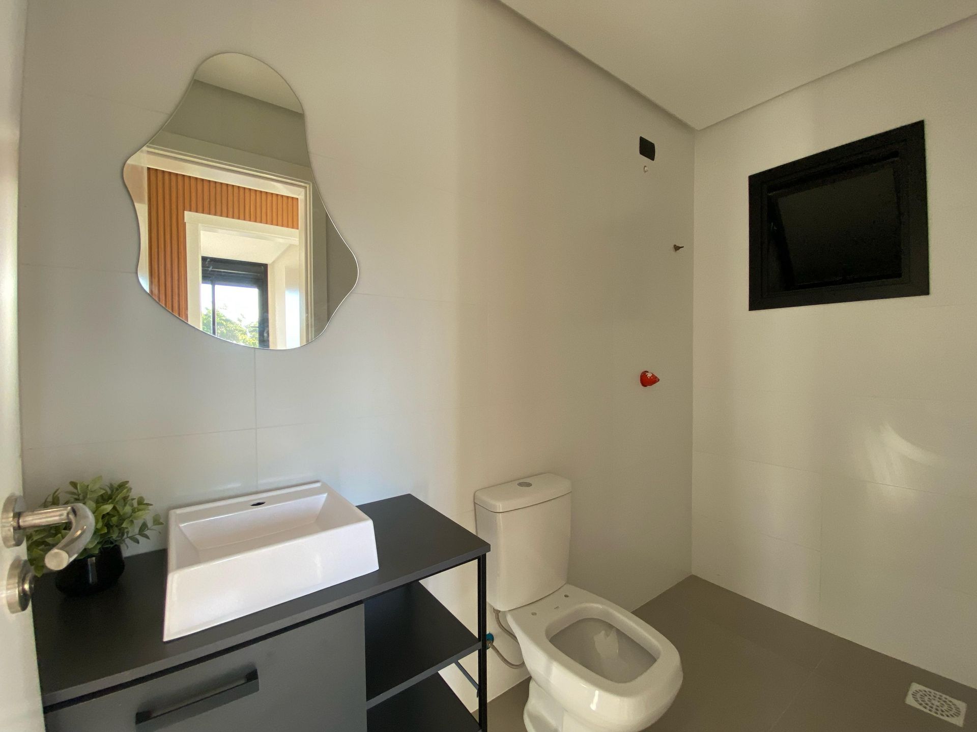 Apartamento 2 quartos sendo 1 suíte para venda no bairro Praia da Cal em Torres