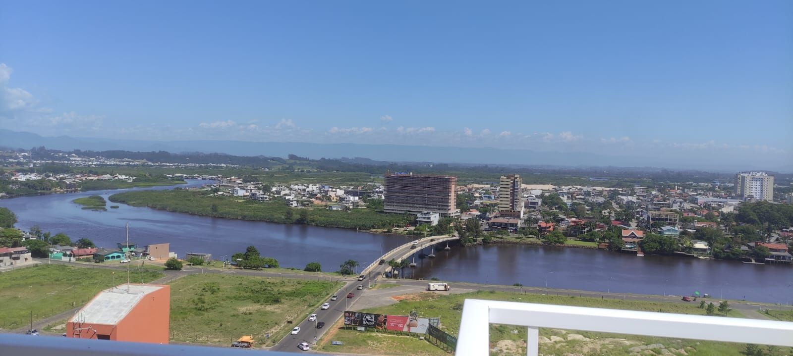 Cobertura para venda no bairro Predial em Torres