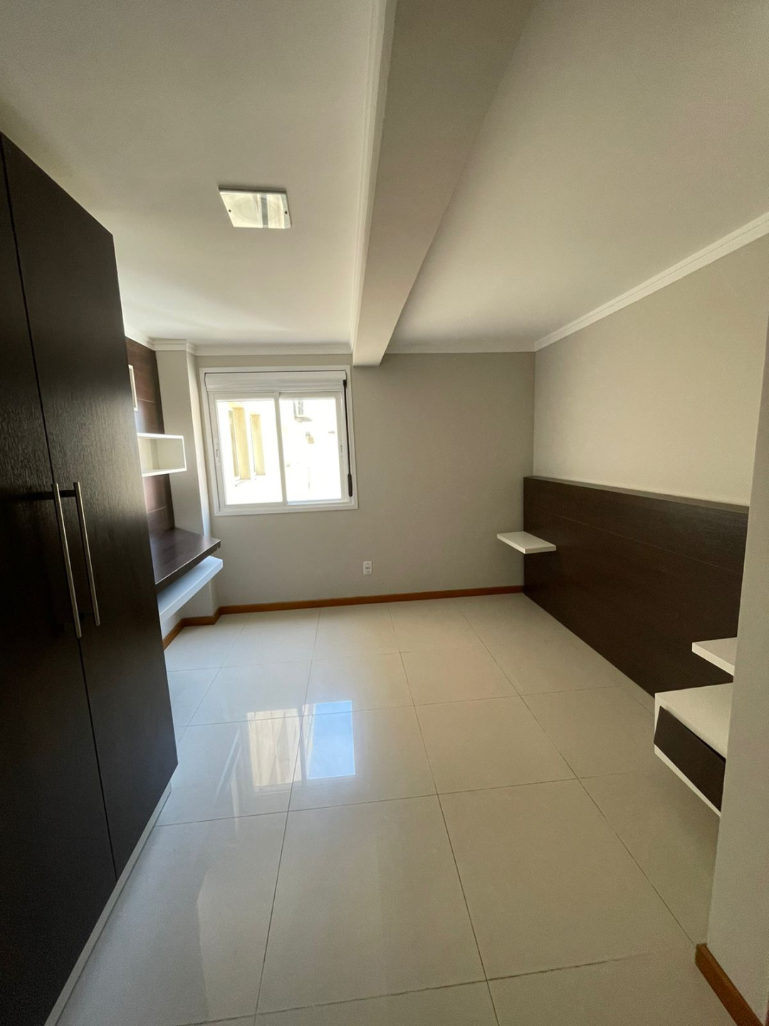 Apartamento à venda com 3 quartos, 113m² - Foto 10