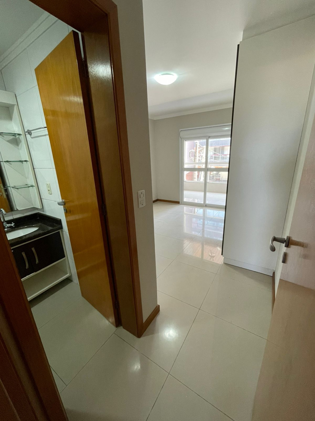 Apartamento à venda com 3 quartos, 113m² - Foto 5