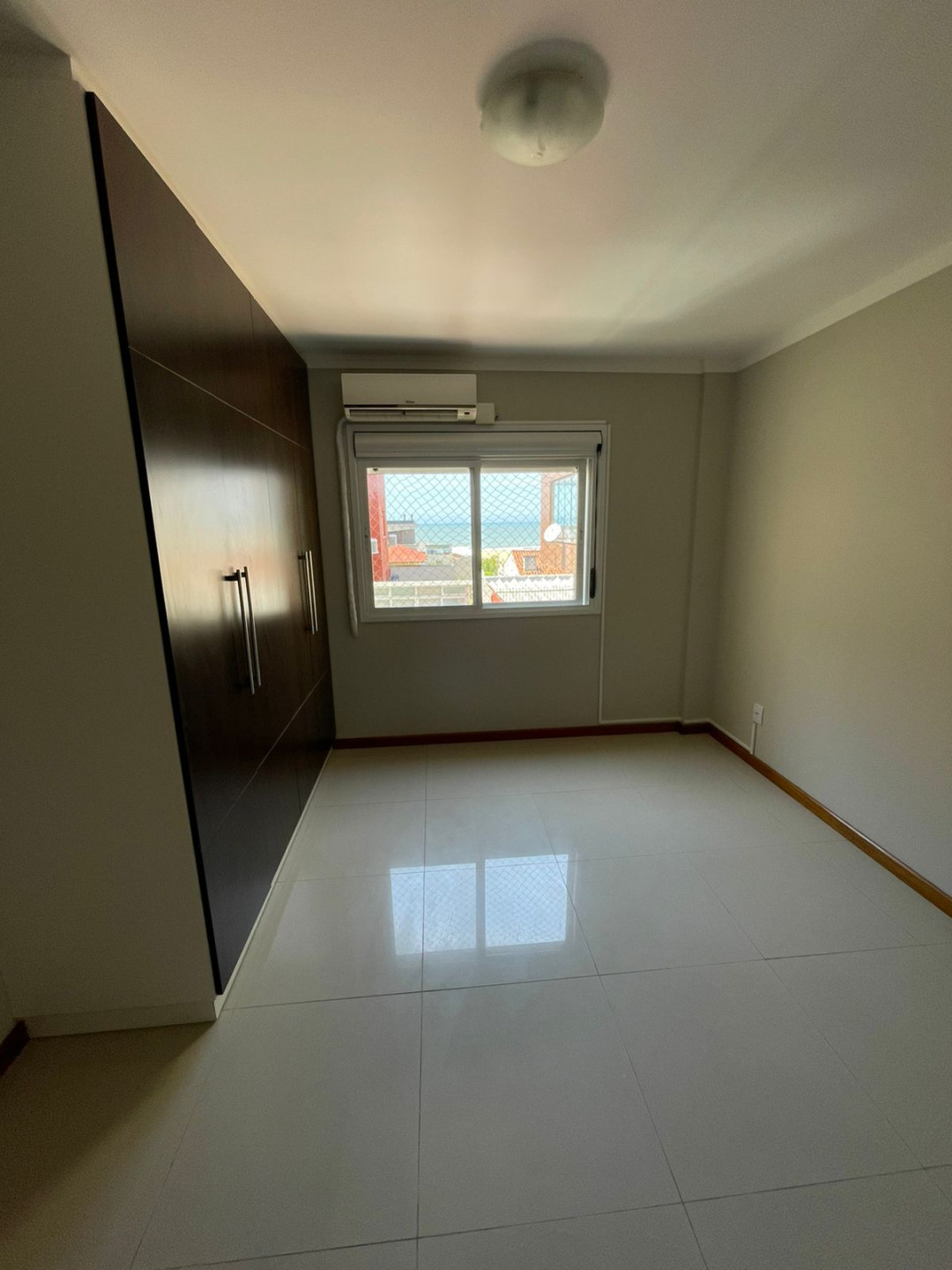 Apartamento à venda com 3 quartos, 113m² - Foto 2