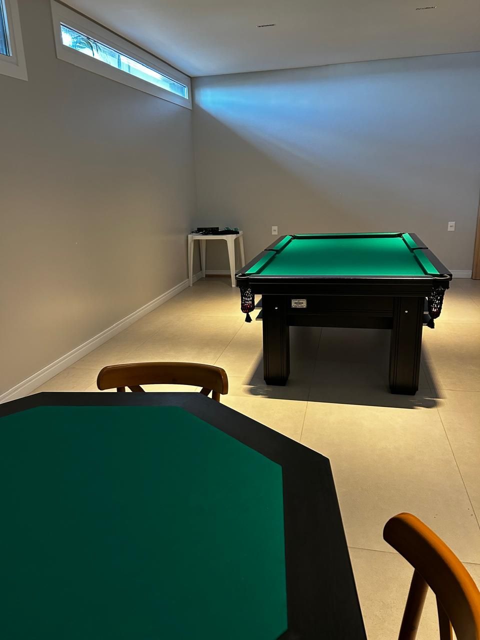 Apartamento 2 quartos sendo 1 suíte para venda no bairro Beira Mar em Torres