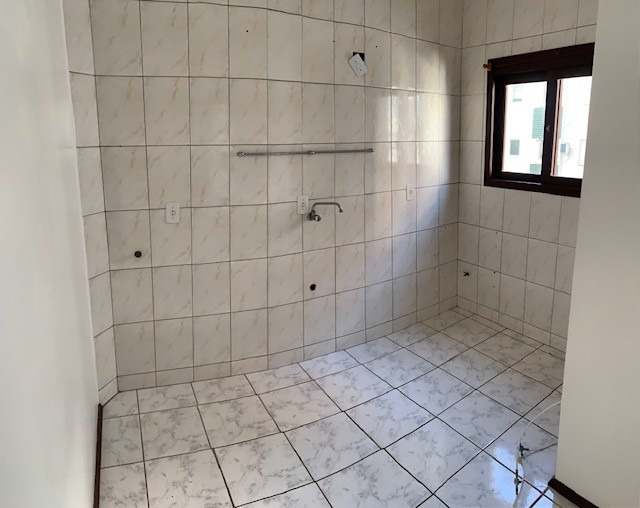 Apartamento à venda com 2 quartos, 68m² - Foto 4