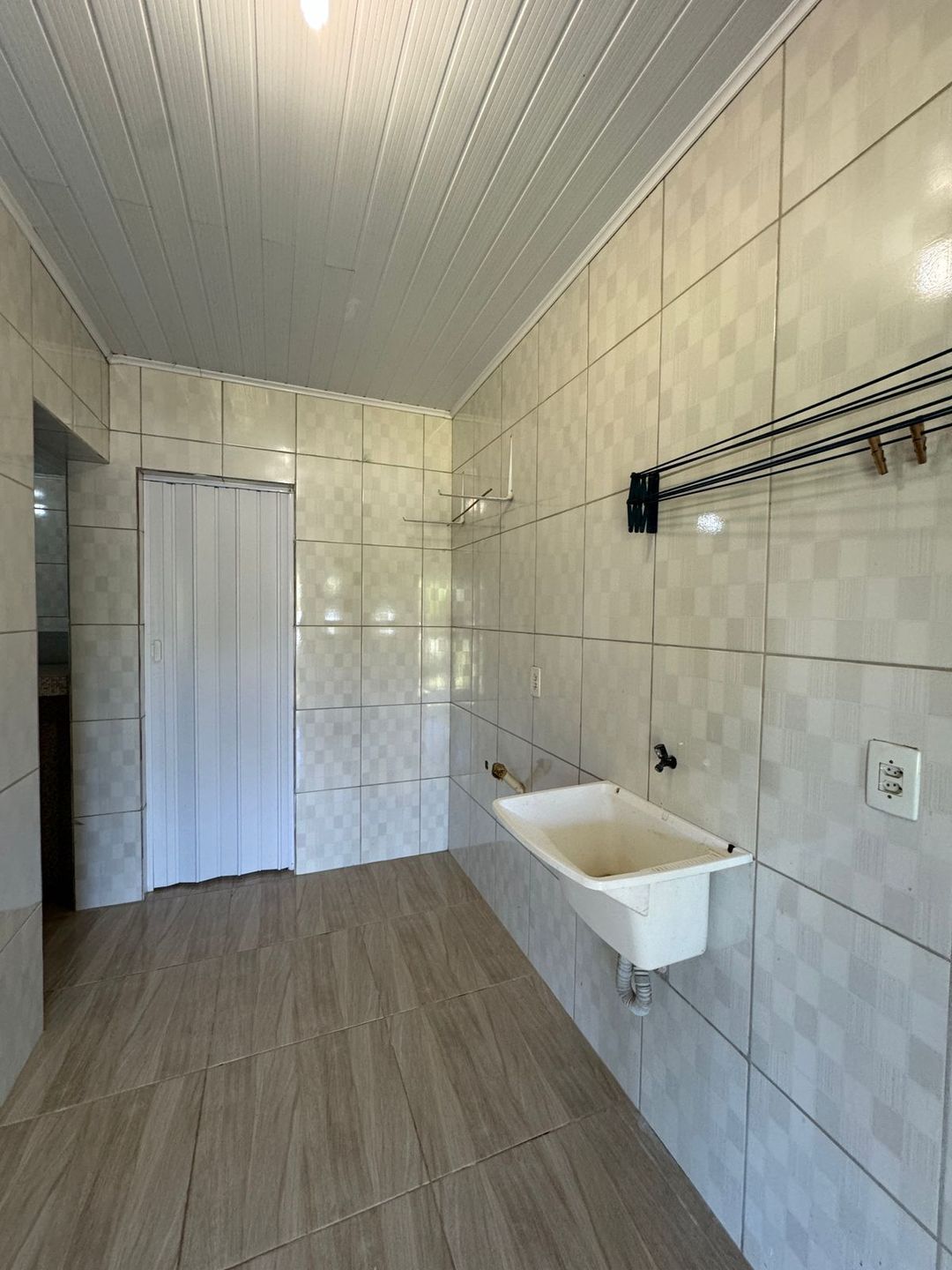 Casa à venda com 2 quartos, 100m² - Foto 18