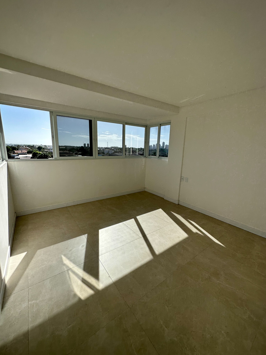 Apartamento à venda com 3 quartos, 110m² - Foto 22