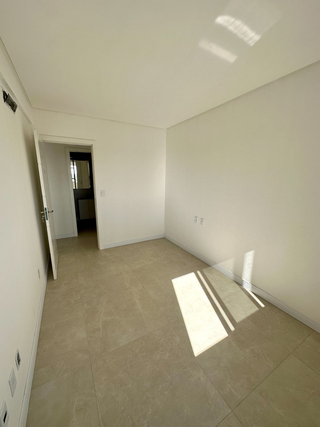 Apartamento à venda com 3 quartos, 110m² - Foto 20