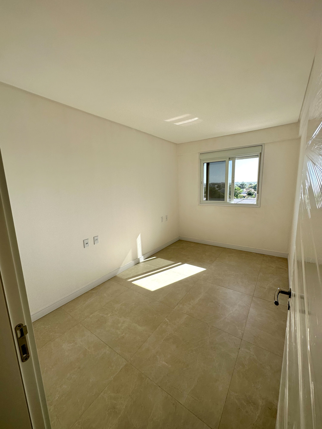 Apartamento à venda com 3 quartos, 110m² - Foto 19