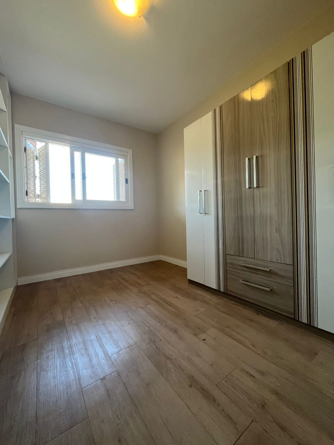 Apartamento à venda com 3 quartos, 109m² - Foto 3