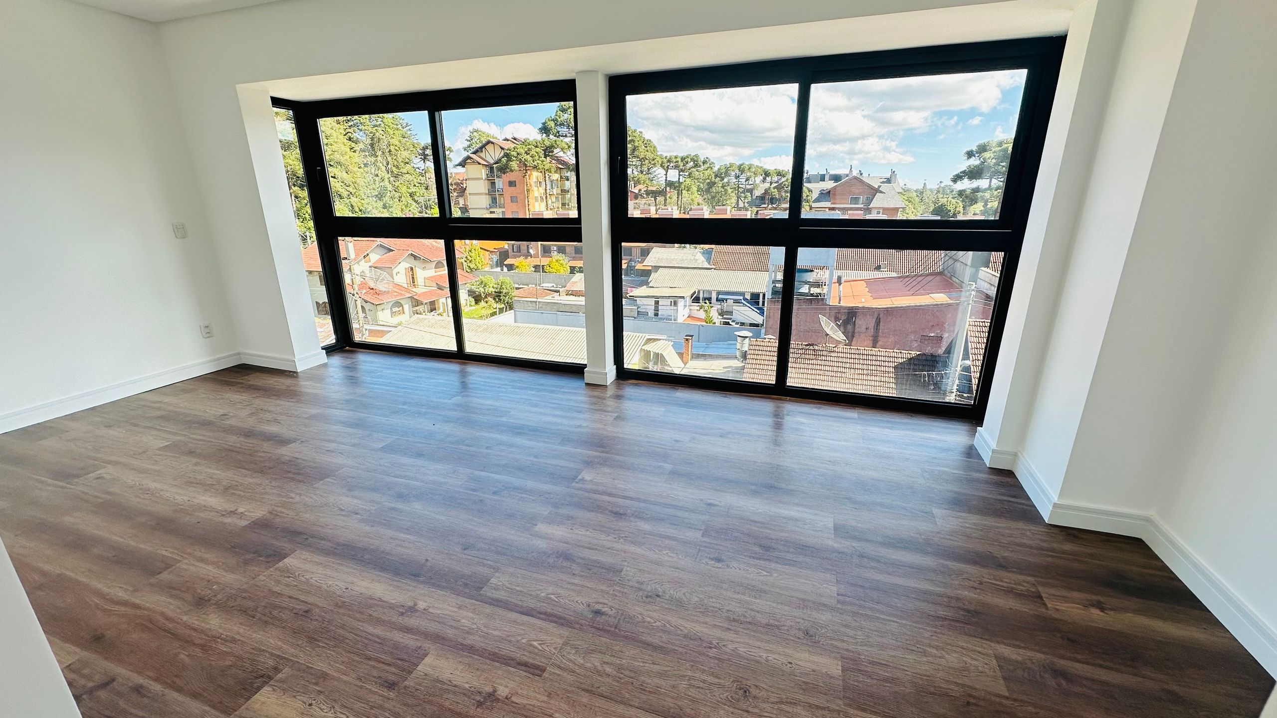 Loja para venda no bairro Vila Suíça em Gramado