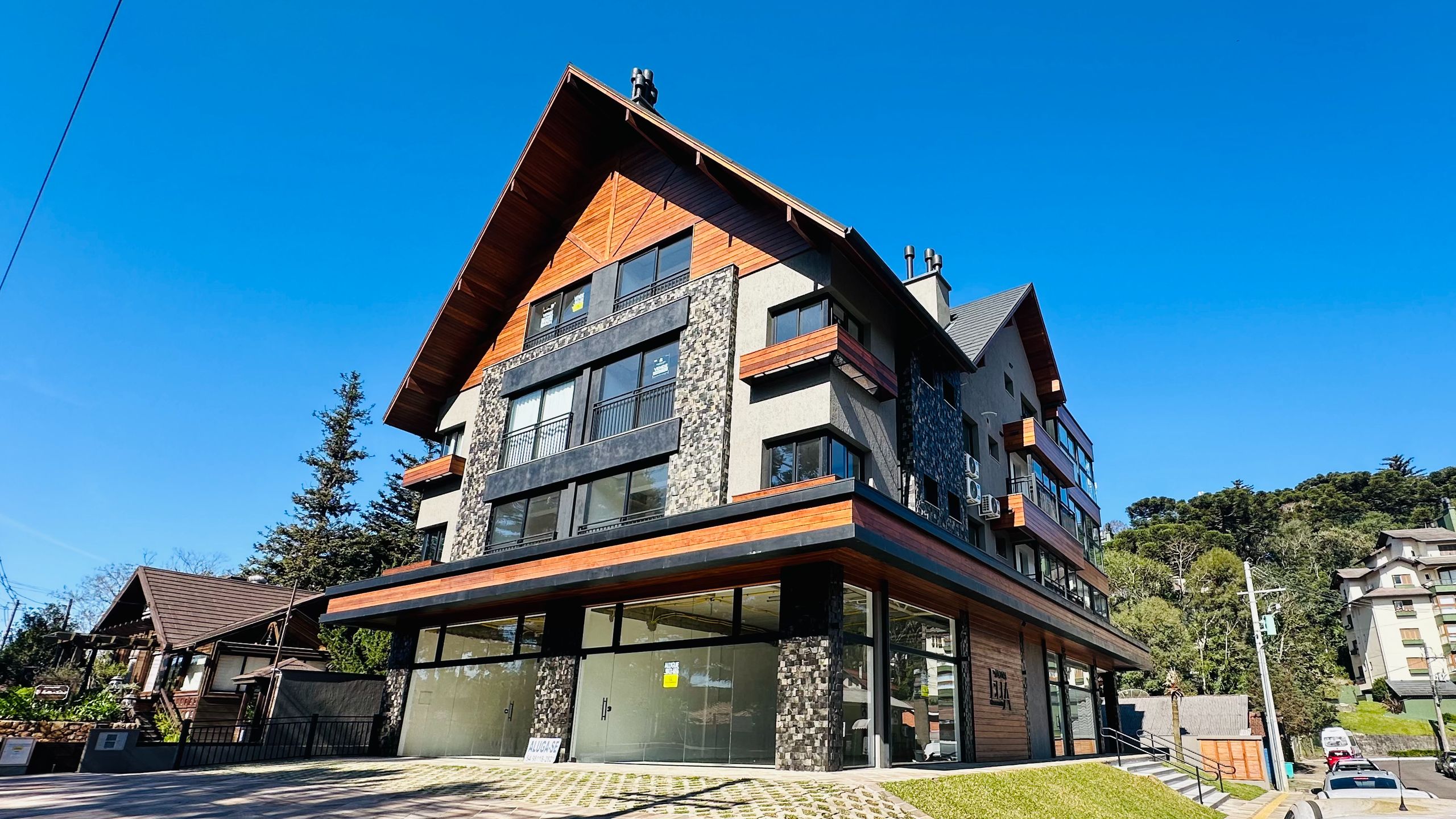 Loja para venda no bairro Vila Suíça em Gramado