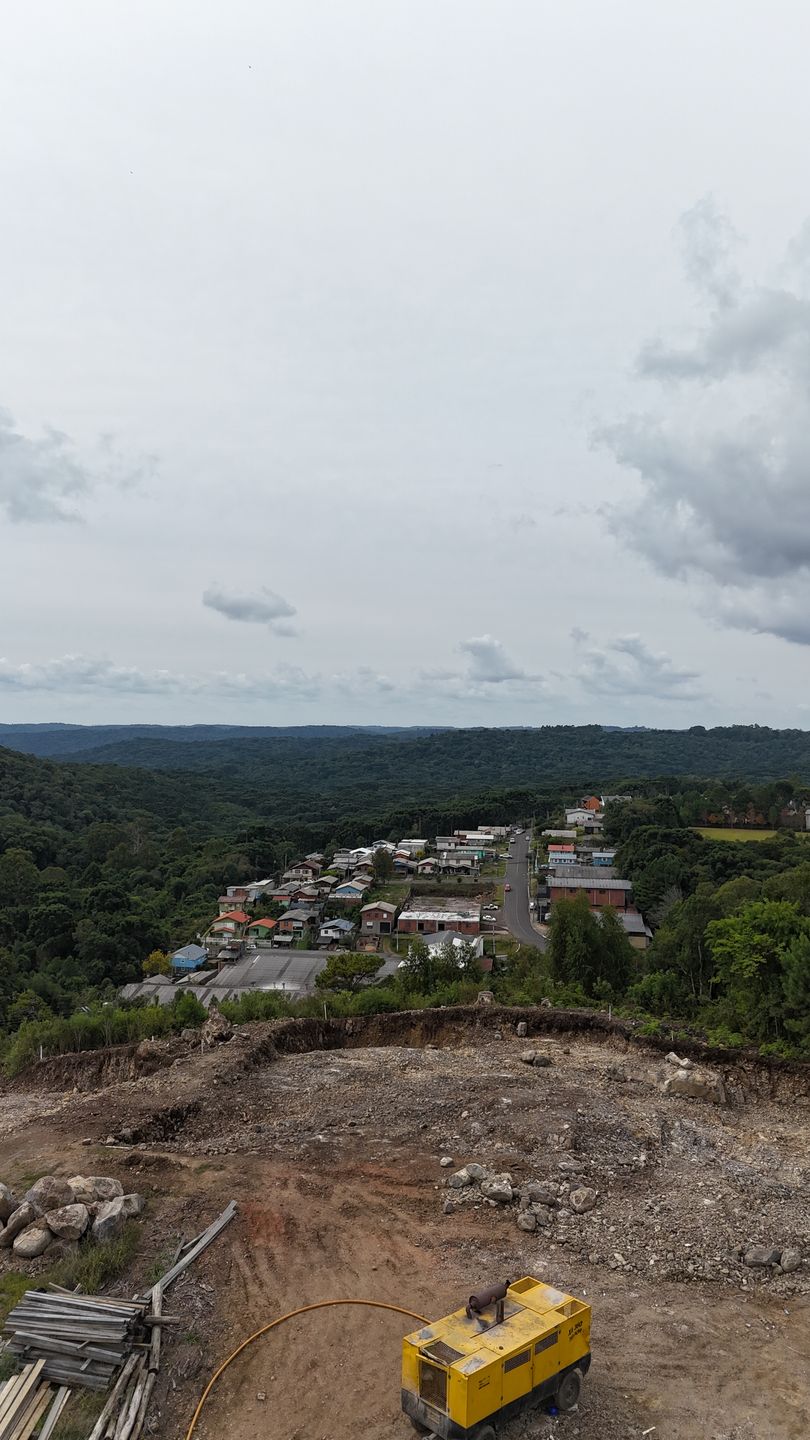 Apartamento 2 quartos sendo 1 suíte para venda no bairro Moura em Gramado