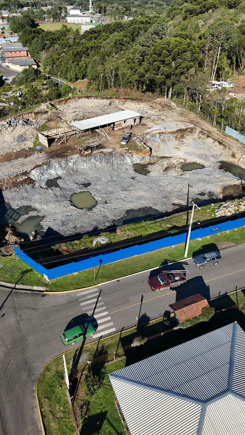 Apartamento 2 quartos sendo 1 suíte para venda no bairro Moura em Gramado