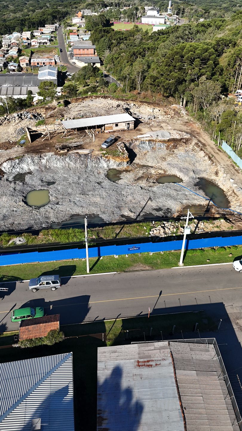 Apartamento 2 quartos sendo 1 suíte para venda no bairro Moura em Gramado