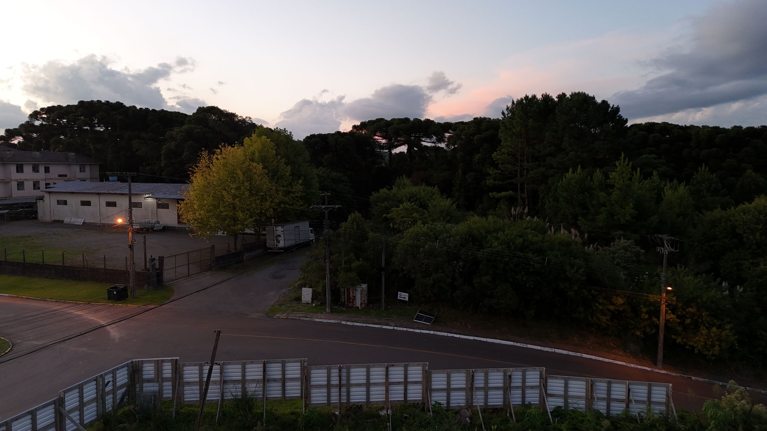 Apartamento 2 quartos sendo 1 suíte para venda no bairro Moura em Gramado