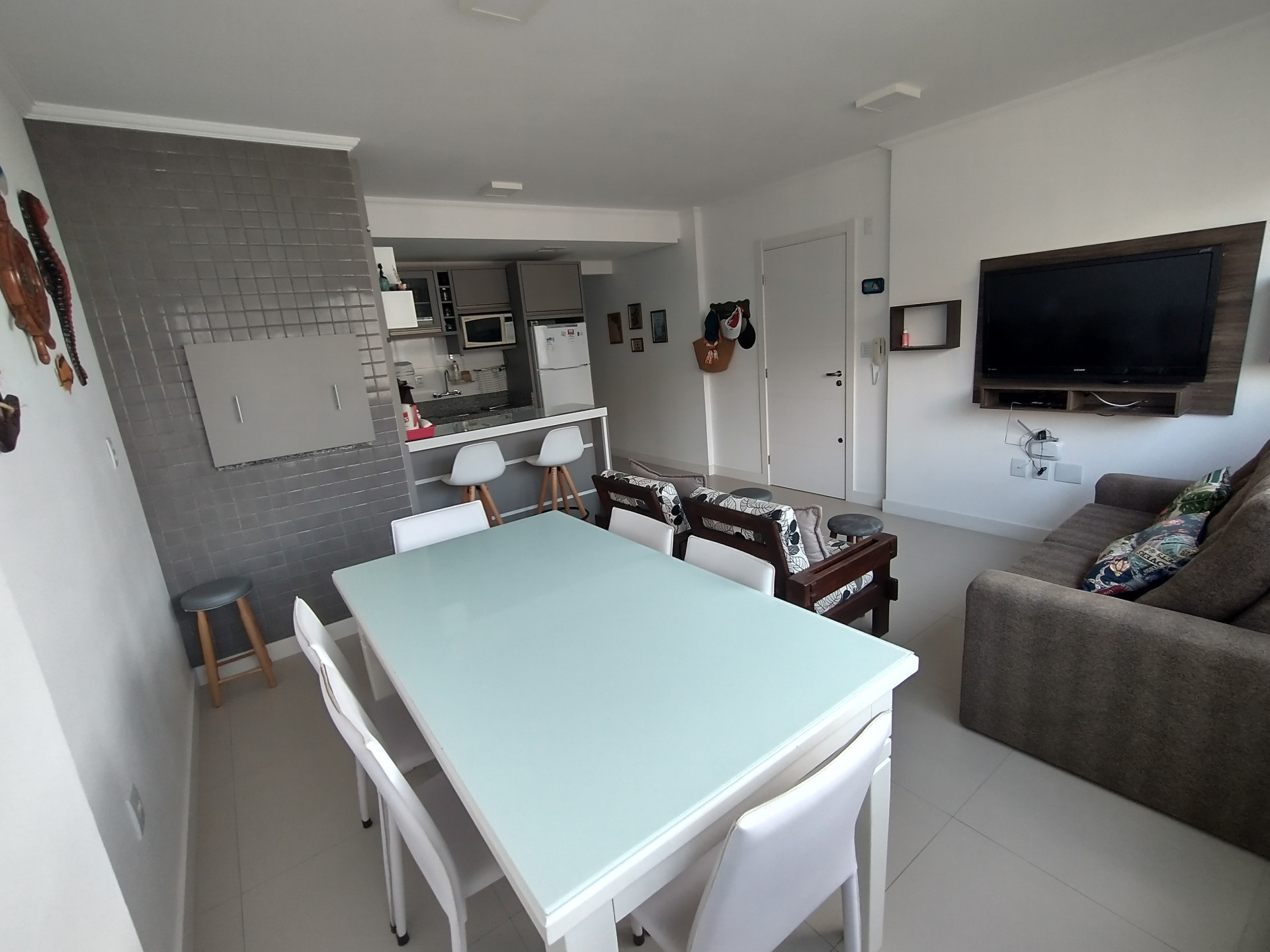 Apartamento à venda com 2 quartos, 73m² - Foto 3