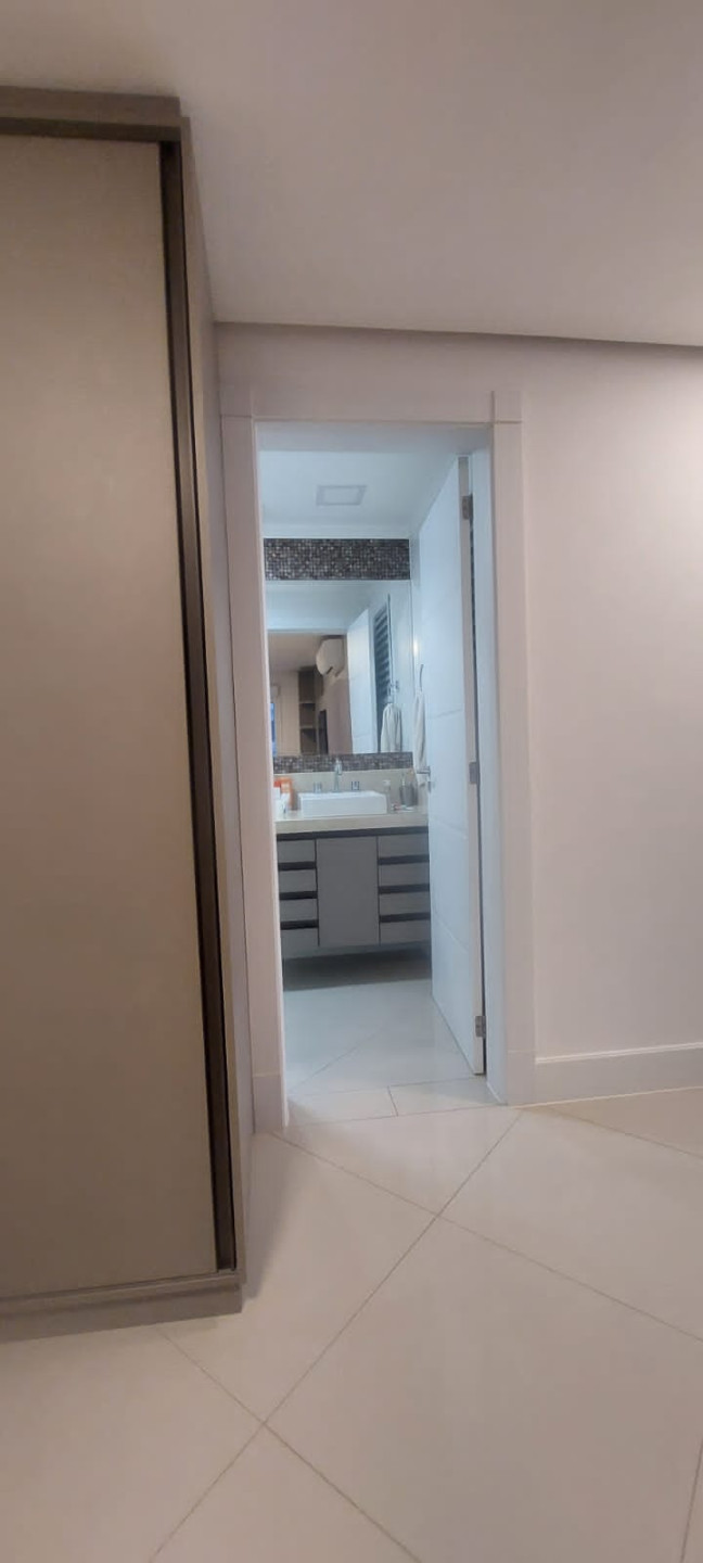 Apartamento à venda com 3 quartos, 105m² - Foto 17